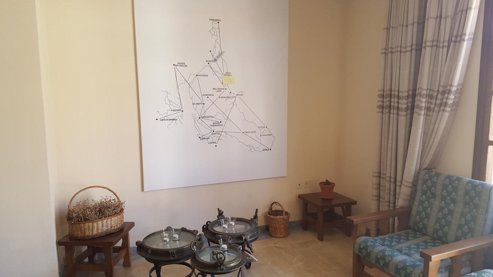 Moustakis Hotel Agia Efimia Екстериор снимка